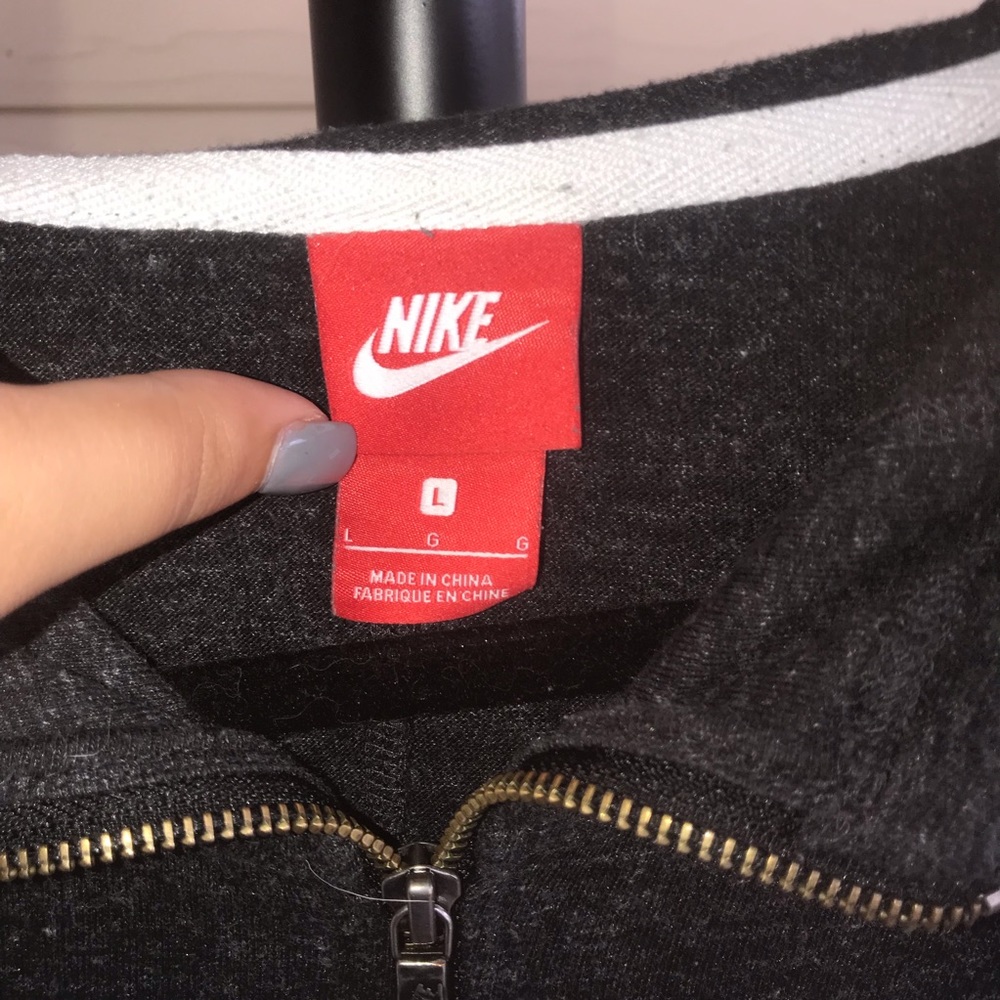 Nike jacket - Picture 4 of 4